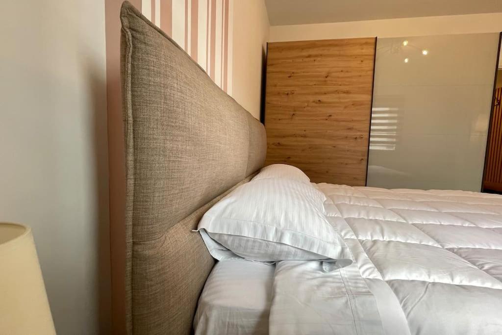 53° Bs Skanderbeg City Center Comfort Tirana Esterno foto